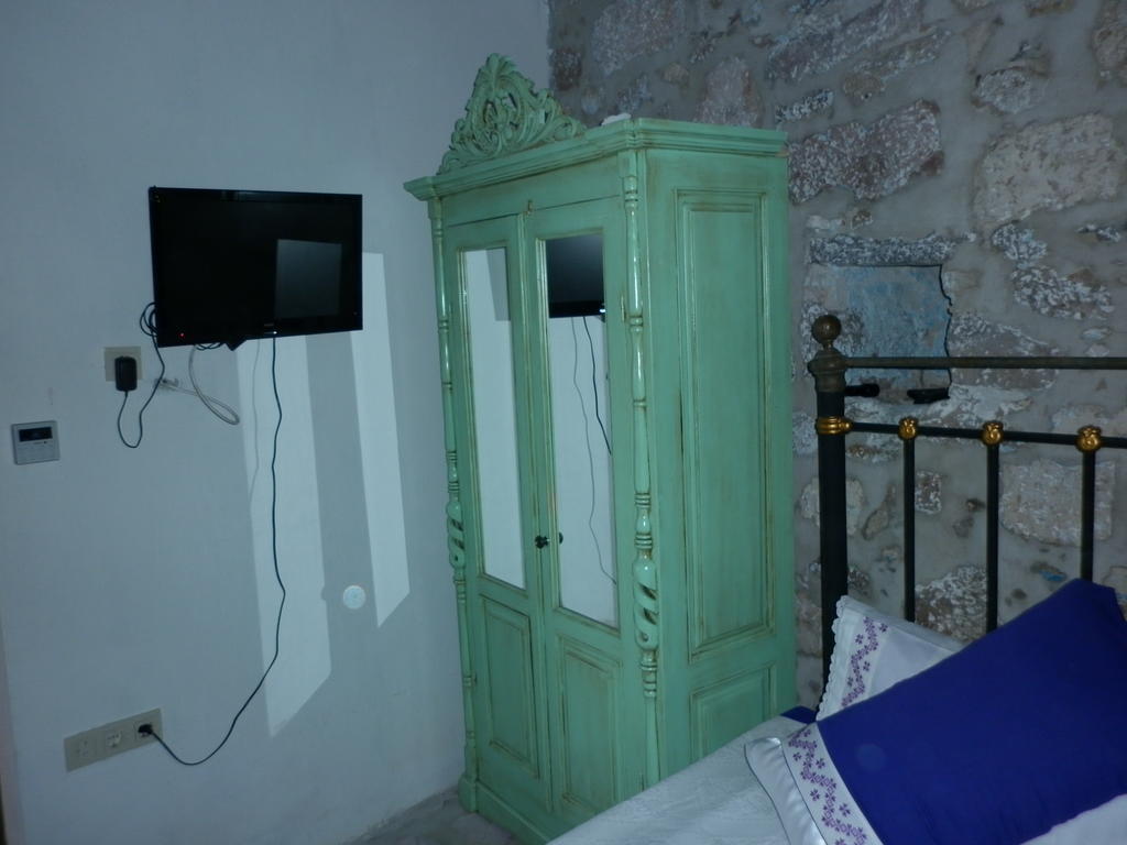 Mahzen Hotel Ayvalı Quarto foto